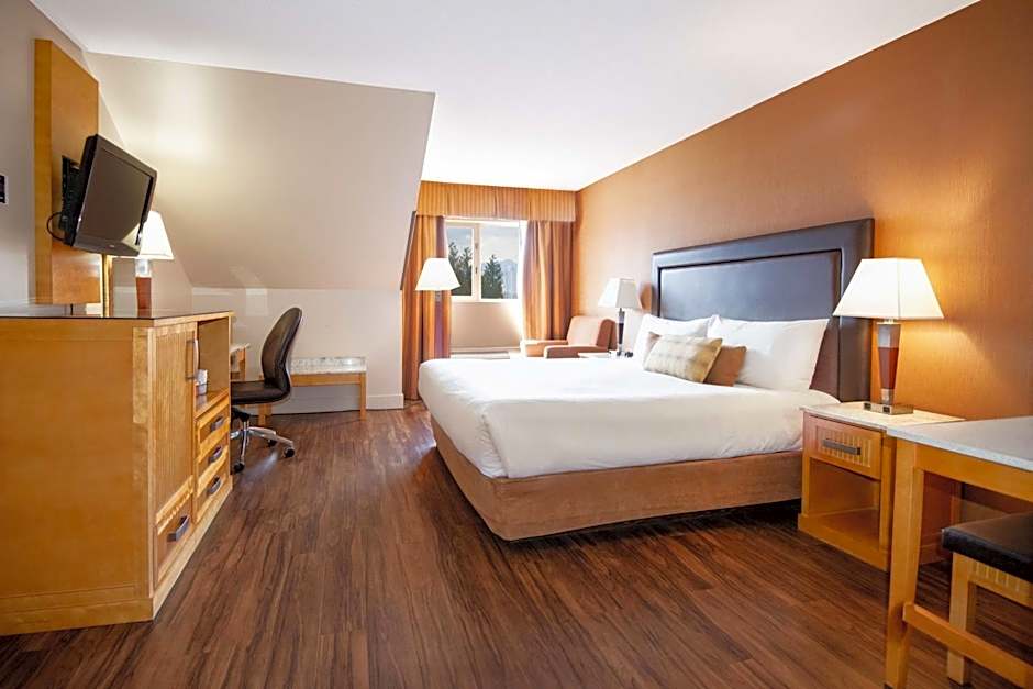 Coast Hillcrest Hotel