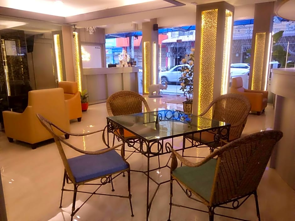 Seaview Sriracha Hotel