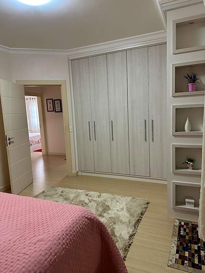 A Casa Dourada Encantada