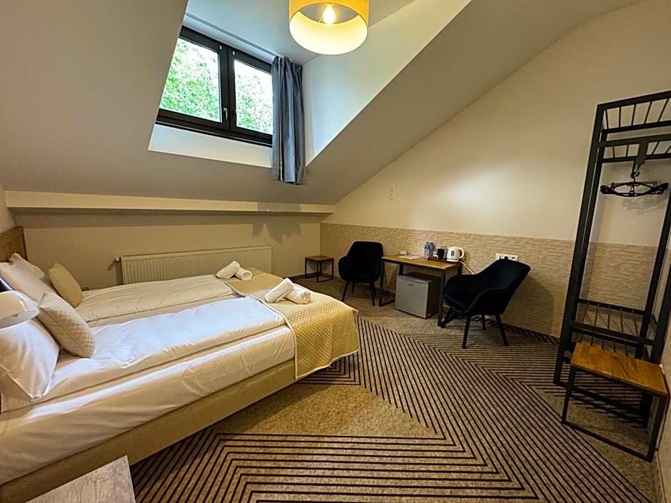 IRIS Aparthotel