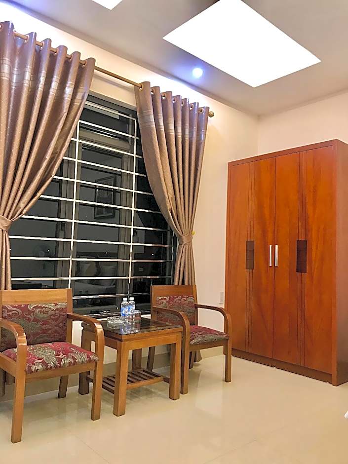 Binh Minh Riverside Hotel