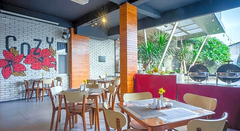 Triizz Hotel Semarang