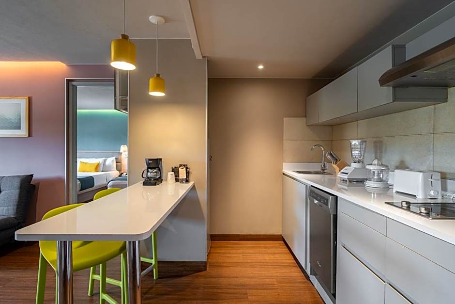 City Express Suites by Marriott Queretaro