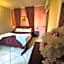 Hotel Happy Days