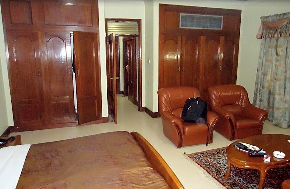 Grand Imperial Hotel