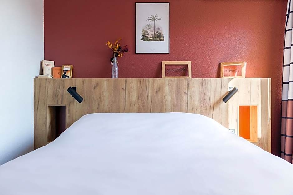greet Hotel Castres Saix