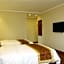 GreenTree Inn Jiangsu ZhenJiang Jurong New Bus Station Express Hotel