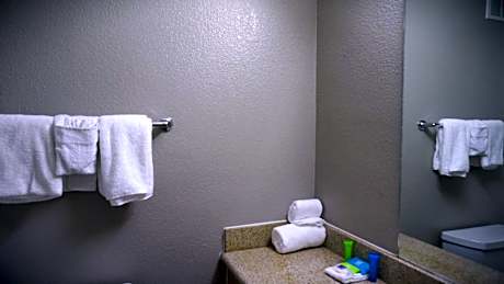 Deluxe Queen Room with Two Queen Beds