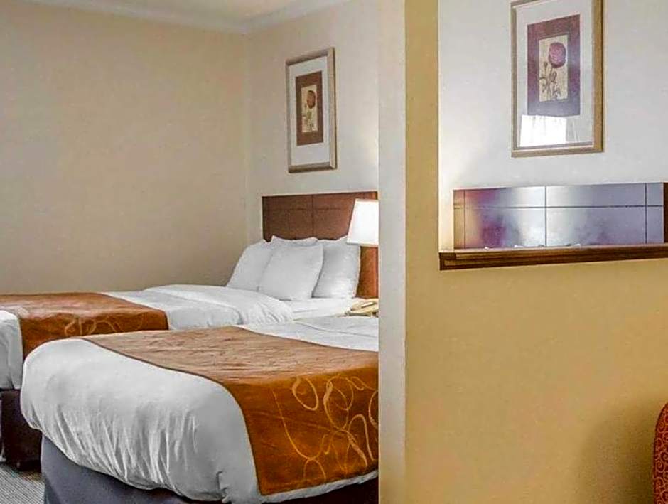 Quality Suites Jeffersonville - Louisville North