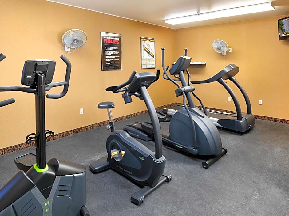 Crystal Inn Hotel & Suites - West Valley City