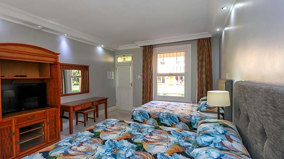 Sica's Guest House