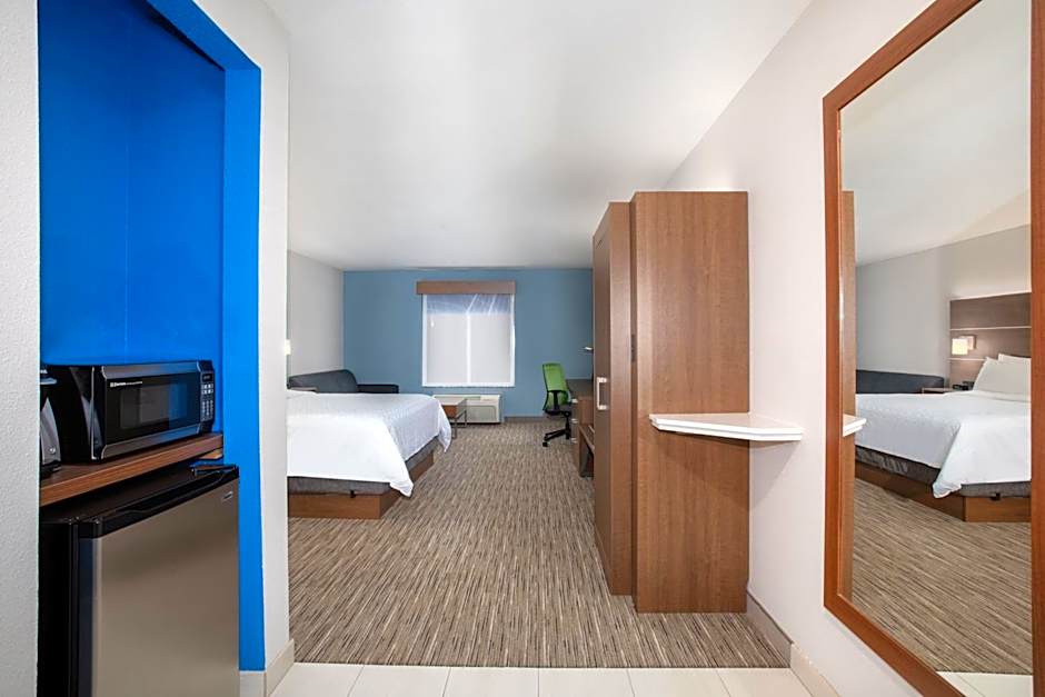 Holiday Inn Express & Suites Yosemite Park Area By IHG