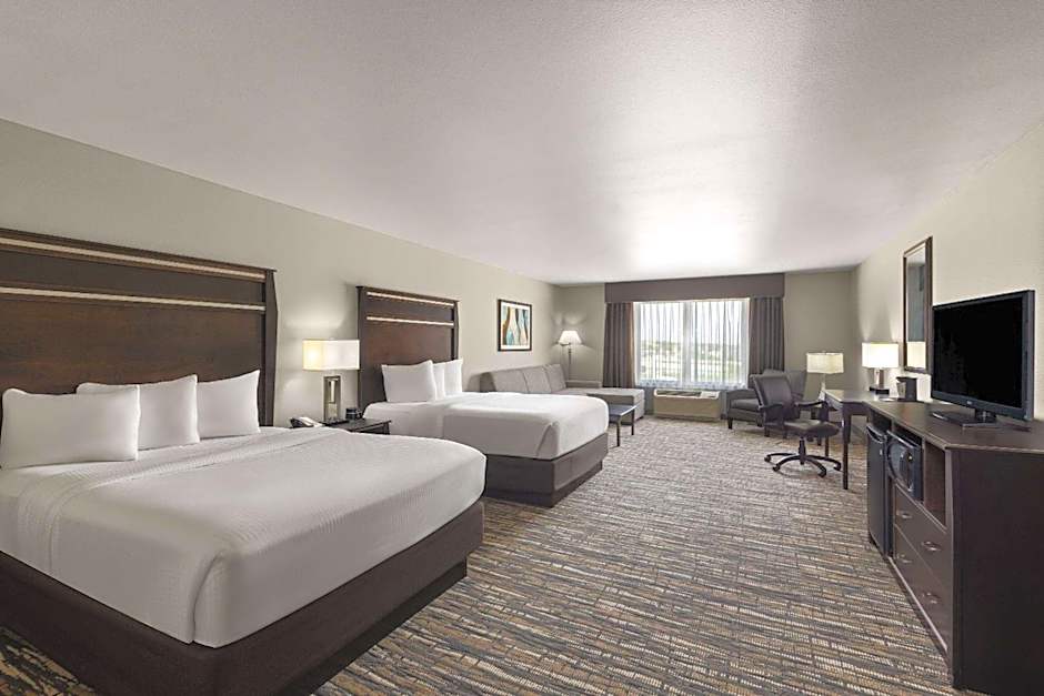 La Quinta Inn & Suites by Wyndham Sioux Falls