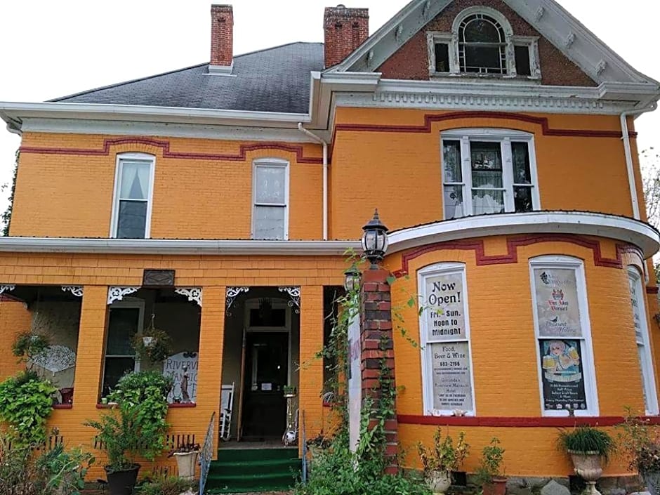 Riverview Mansion Hotel