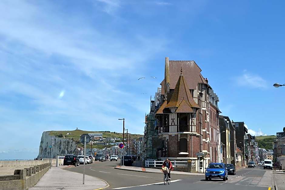 B&B HOTEL Le Tréport Friville