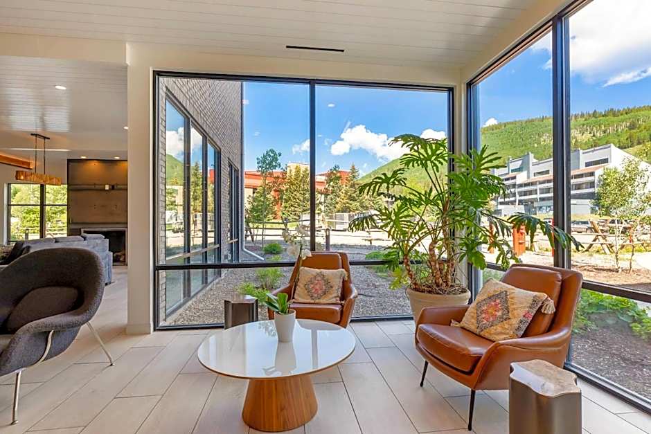 Cambria Hotel Copper Mountain