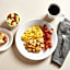Holiday Inn Savannah S - I-95 Gateway Hotel By IHG