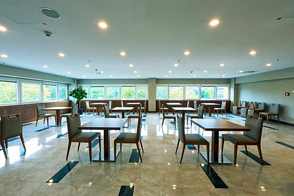 Puzzle Hotel Airport Frankfurt