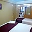 Victoria Palms Hotel