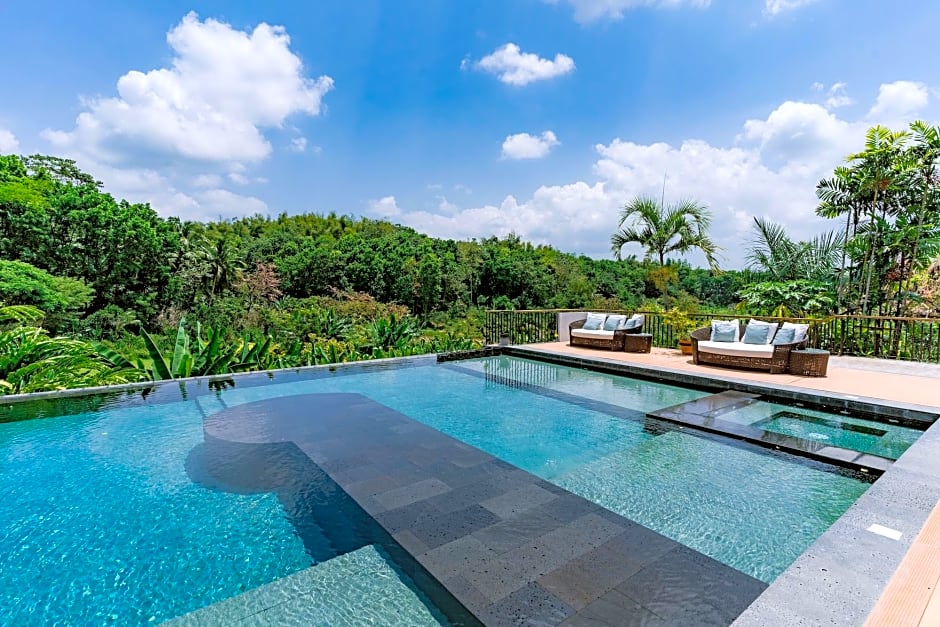 Damires Hills Tierra Verde