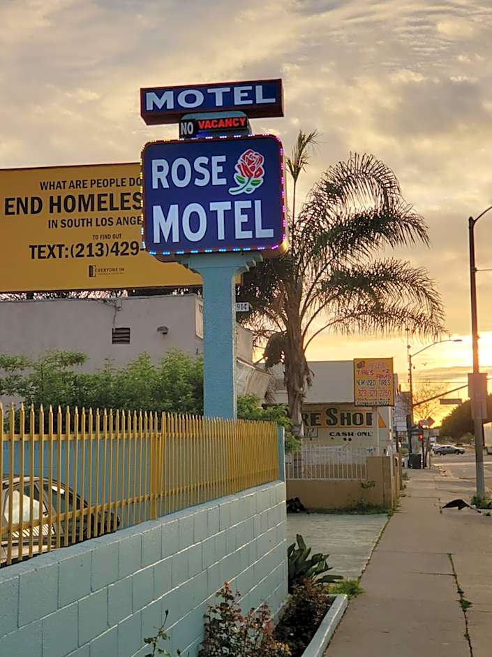 Rose motel