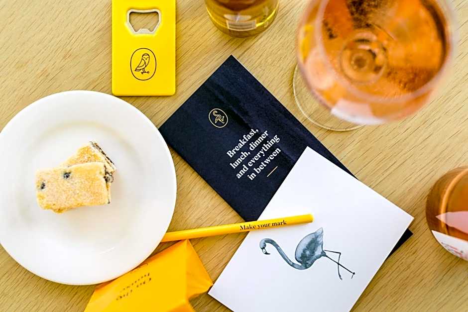 Voco Guadalajara Neruda By IHG