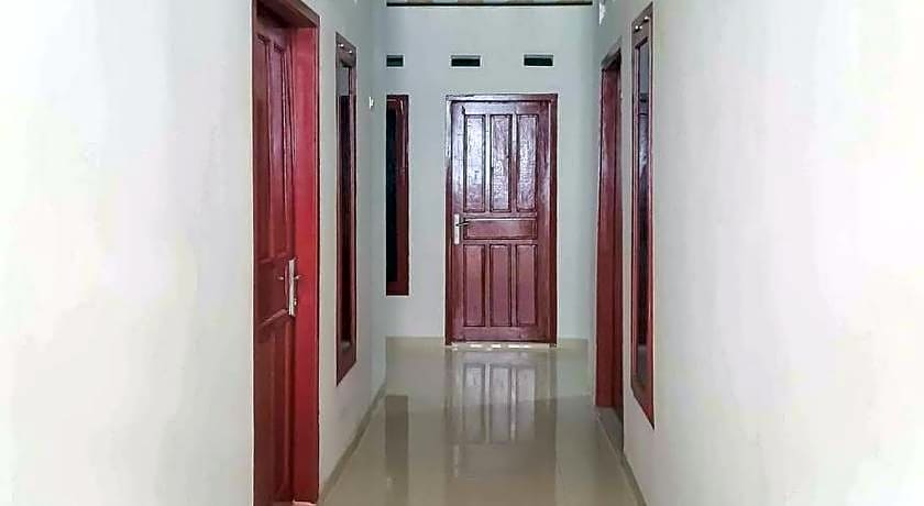 RedDoorz near Jalan Perintis Kemerdekaan Lampung