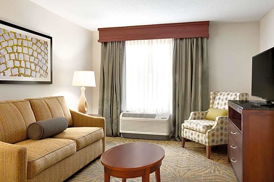 Hilton Garden Inn Shelton