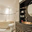 Golden Tulip Stone Town Boutique