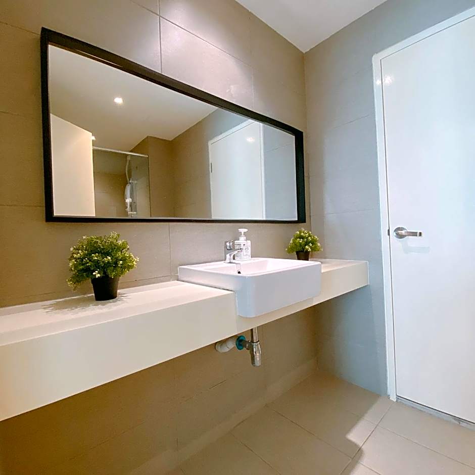 Eko Cheras Residences by De Space