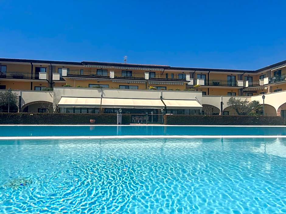 Le Terrazze sul Lago Hotel & Residence