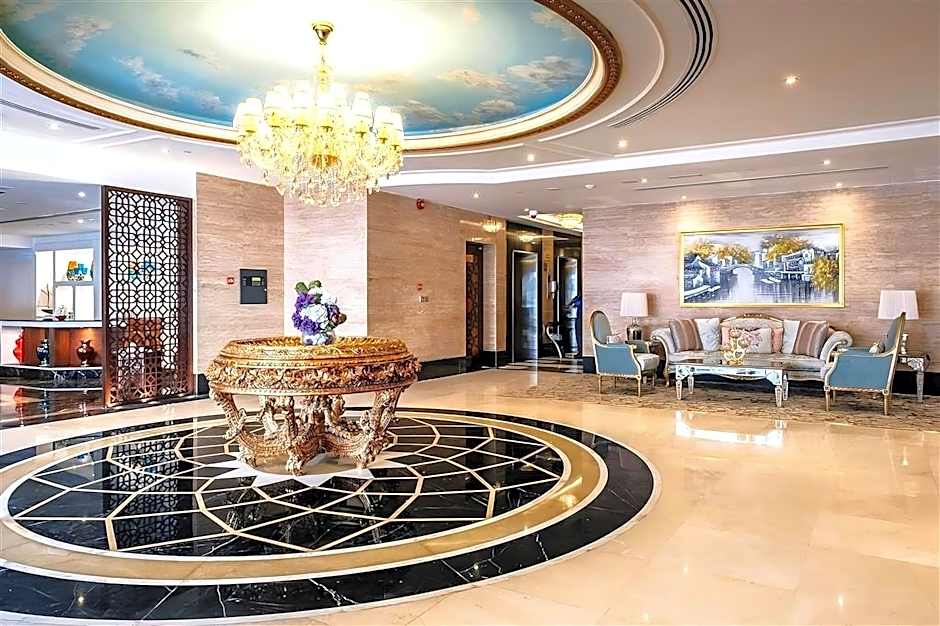 Crystal Plaza Al Majaz Hotel