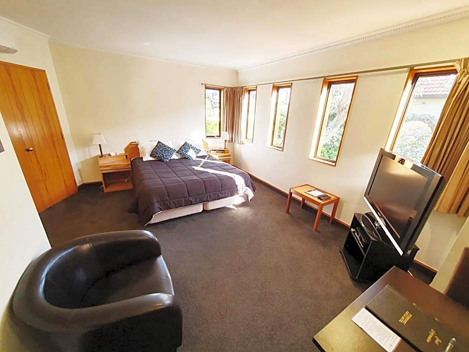 Fitzherbert Castle Motel