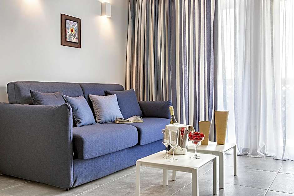 Mystery Skiathos Luxury Residence