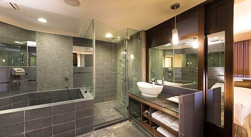 Shin Yuan Celeb Metro Hotel