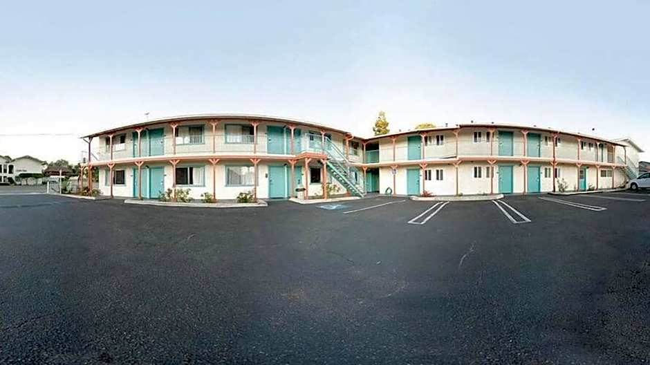 Budget Inn