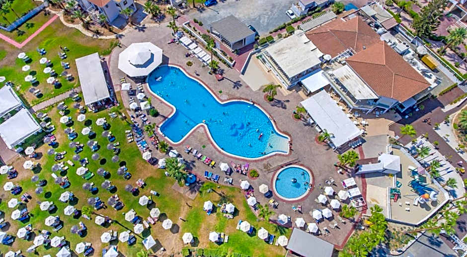 Marlita Beach Hotel Apartments