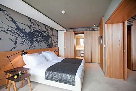 Women's day special in Junior Suite sea view balcony