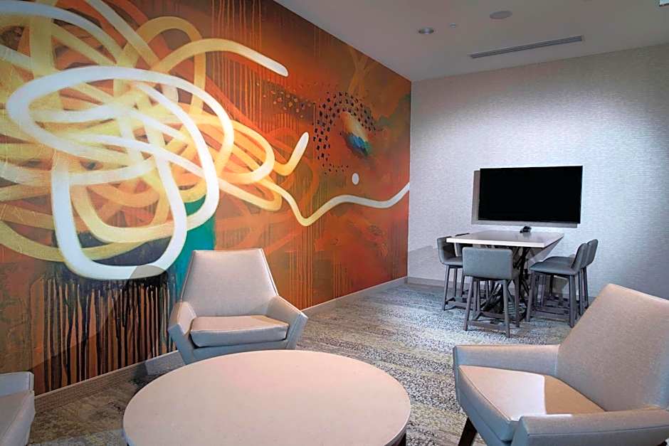 Courtyard by Marriott Atlanta Alpharetta/Avalon Area