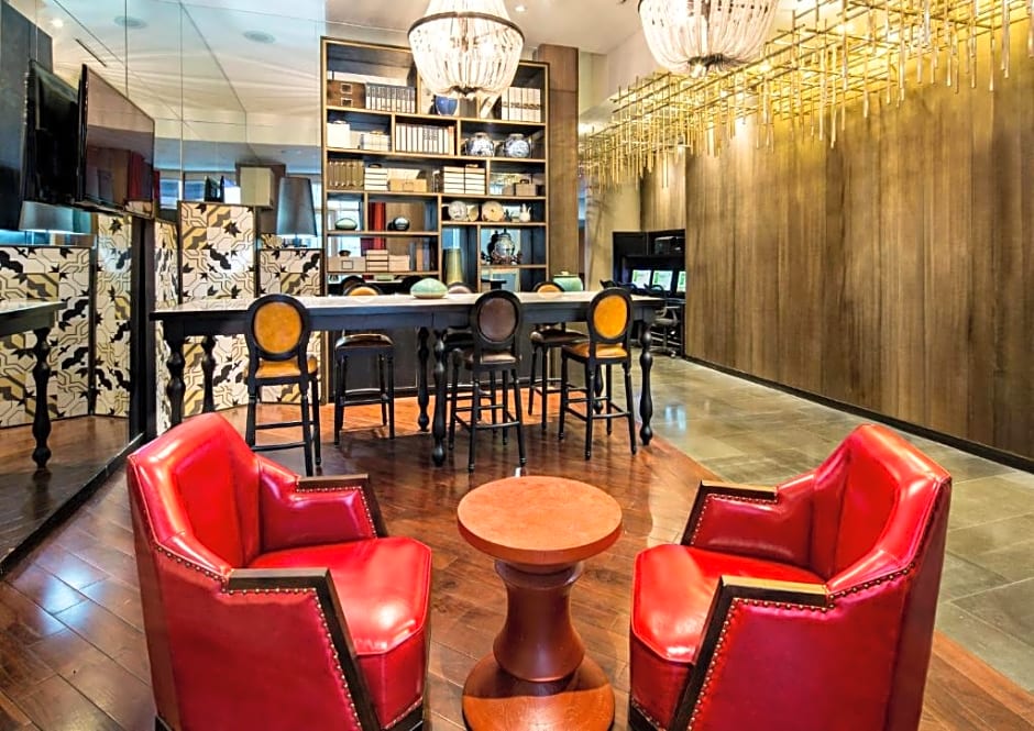Holiday Inn Manhattan Financial District