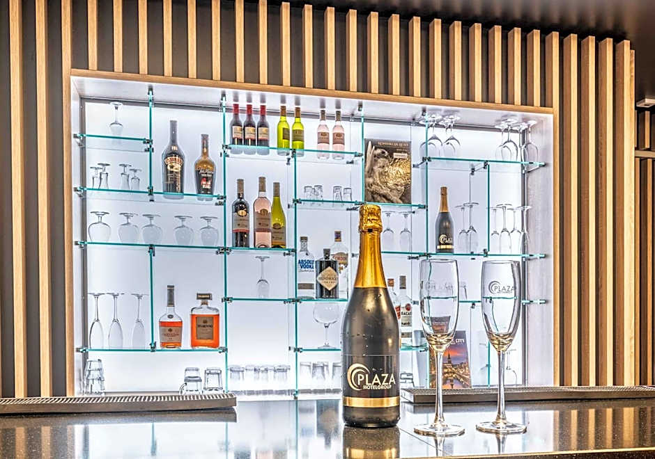 PLAZA Premium Den Haag City Center