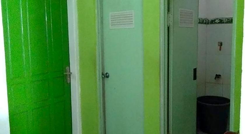 Hotel O Wisma Kost & Penginapan Afilia Buana Syariah