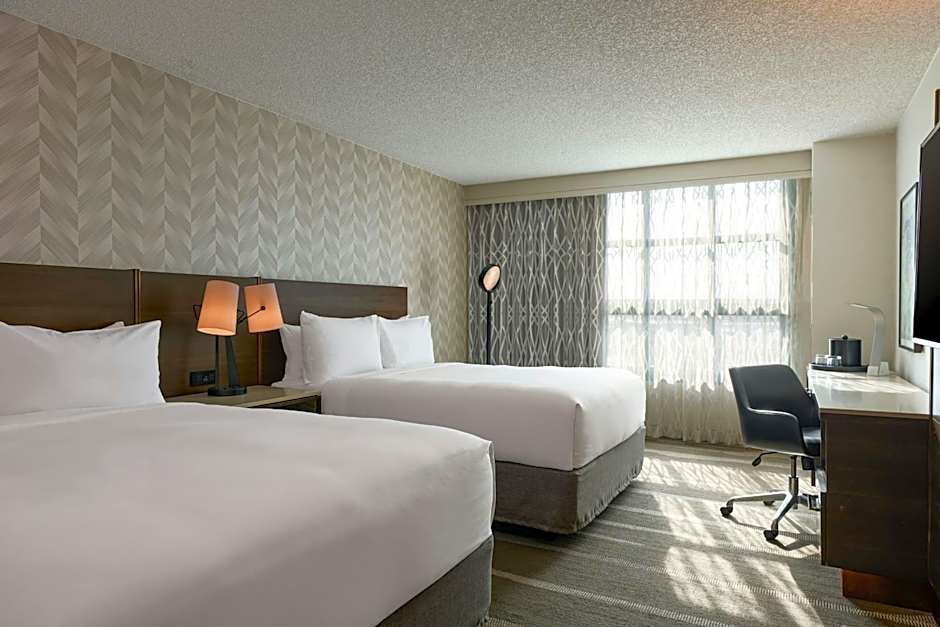 Renaissance Los Angeles Airport Hotel