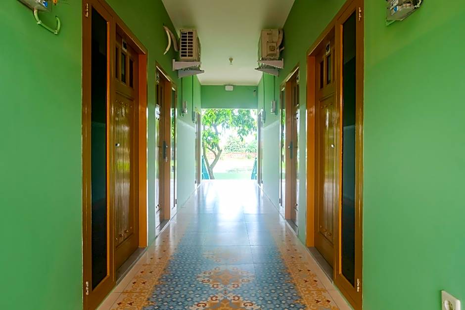 RedDoorz Syariah @ Omahe Qoema 3 Yogyakarta