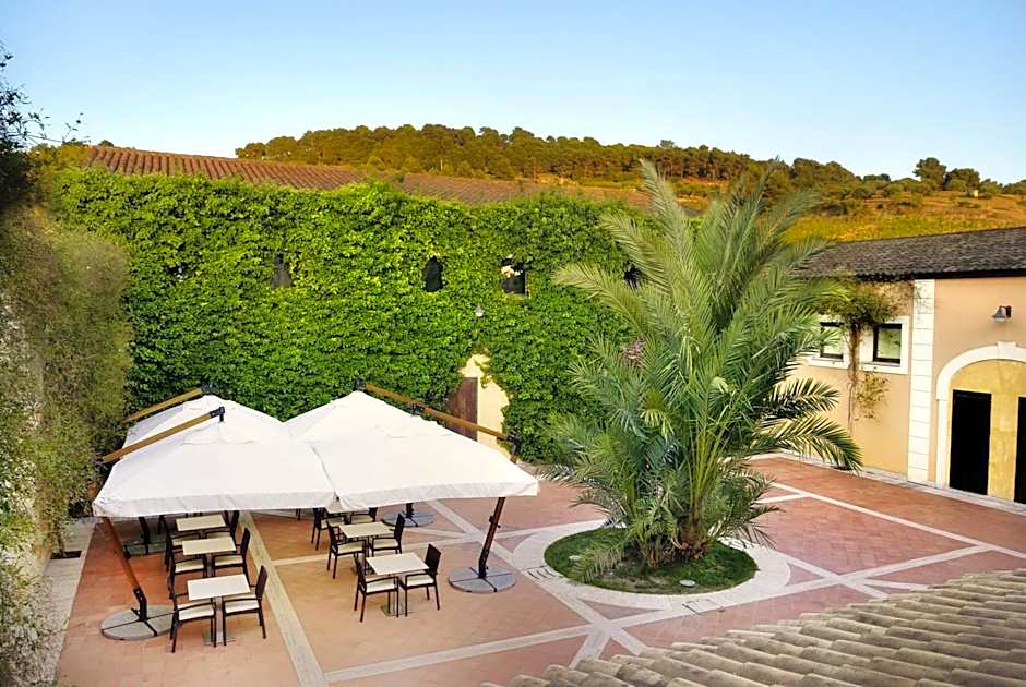 Baglio Caruana Cantina & Relais