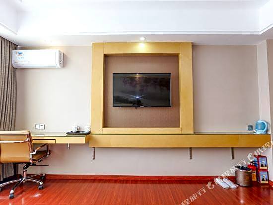 Companion Departure Hotel