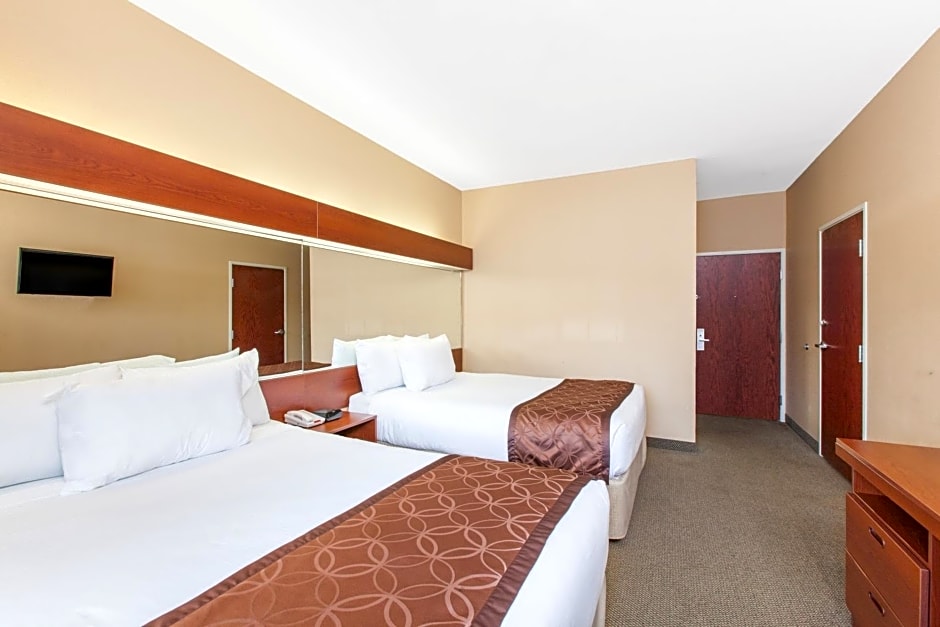 Microtel Inn & Suites By Wyndham Rogers