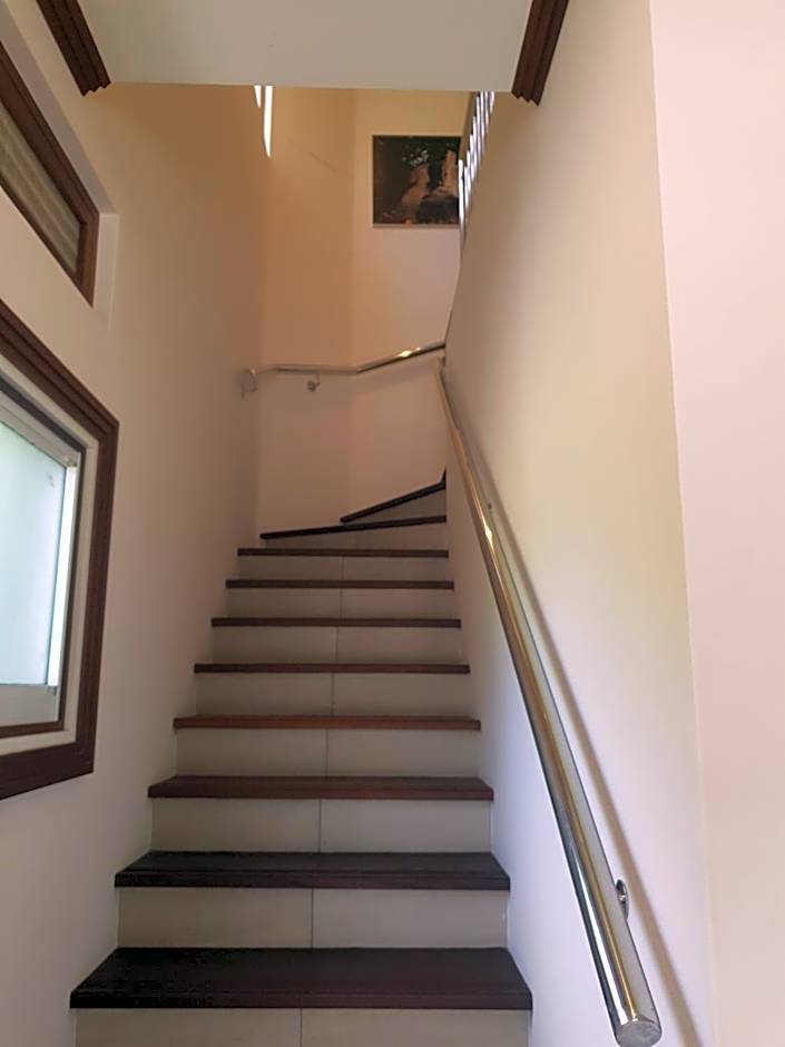 Cote d'Or Footprints