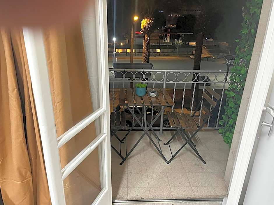 Xanthis Hostel Nicosia City Centre