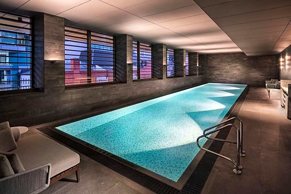 Adelaide Marriott Hotel